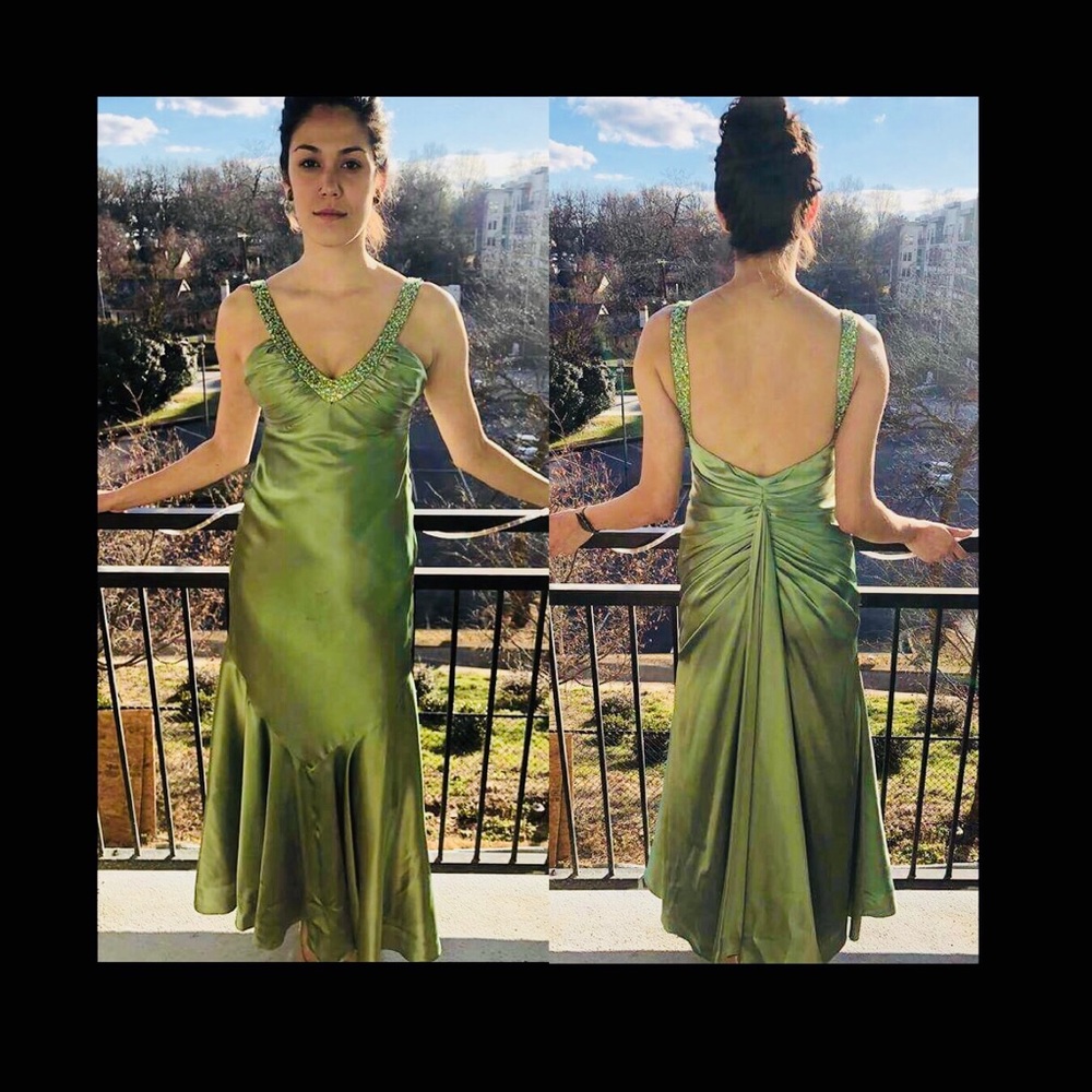 NWT Green Beaded MERMAID Gown 🐚